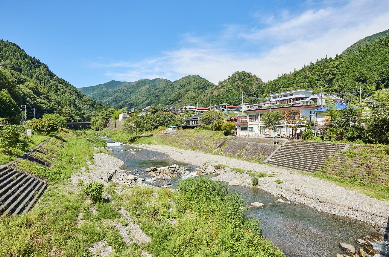 小菅村(山梨県)