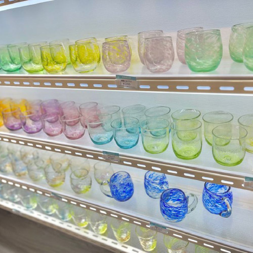 国際通りのガラス館