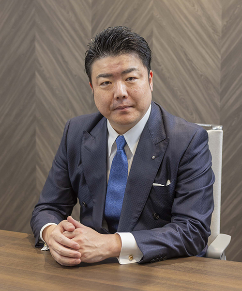 代表取締役社長 中村 友彦