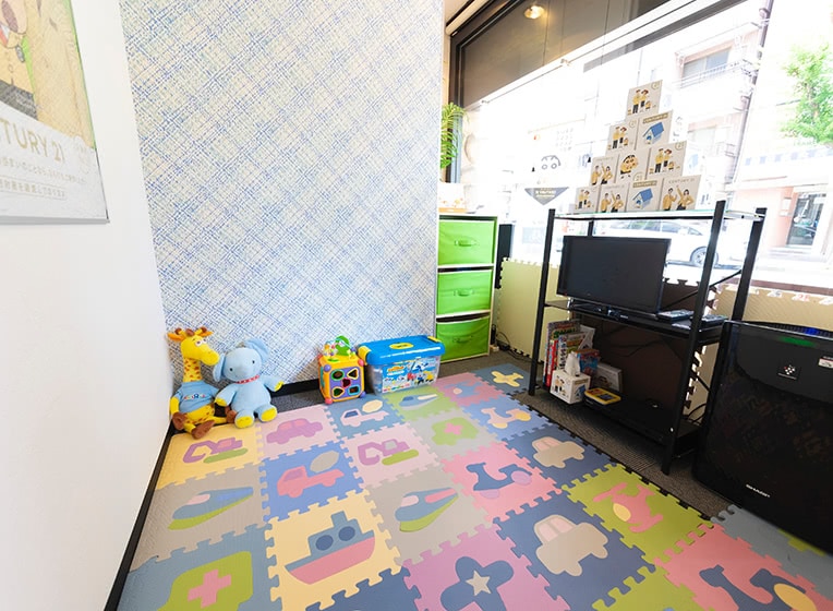 センチュリー21 不動産情報センター 弁天町店
