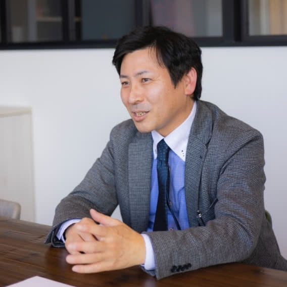 エリア長 下西ノ園真彦さん