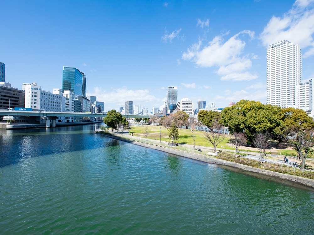 オフィス街、キタの繁華街、活気に満ちた商店街と多くの顔を持つ街・大阪市北区の住みやすさや治安は？