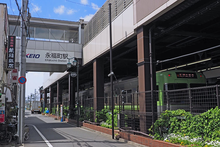 永福町駅。井の頭線の急行電車が停車するため人気が高い