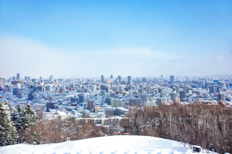 雪が積もる季節の札幌は、さまざまなルールがあるので要チェック
