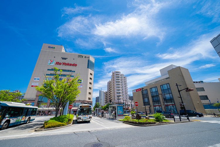 亀有駅南口周辺の様子