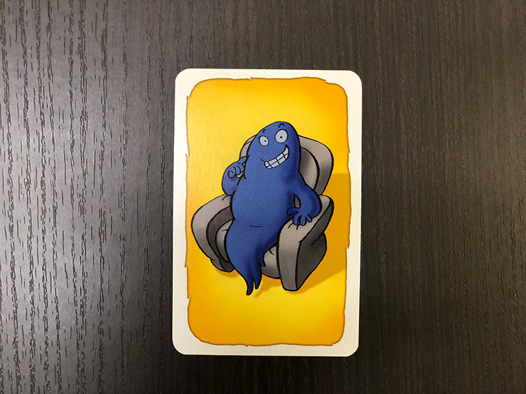 ▲このカードだと、青いおばけもグレーの椅子もないので（青は本の色で、おばけは白、イスは赤でグレーはネズミの色）