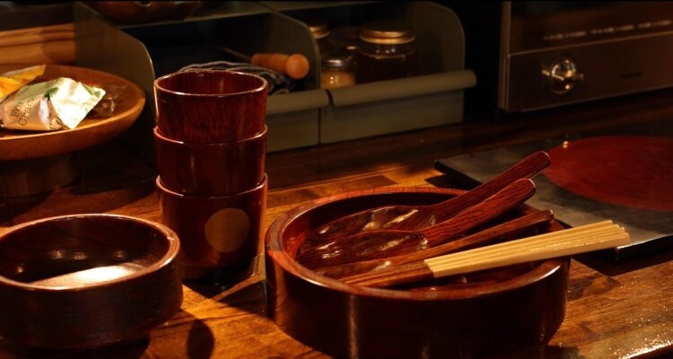 お父様がつくった食器。スプーンがとても軽く、持ちやすい！