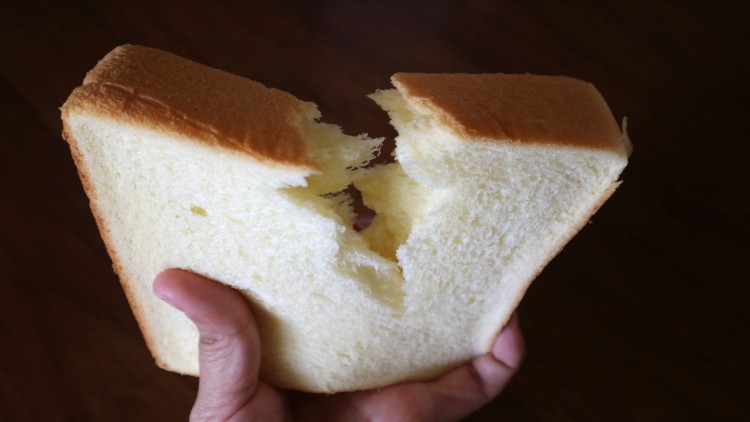 ▲割く時は力がいらないくらい、フワフワです