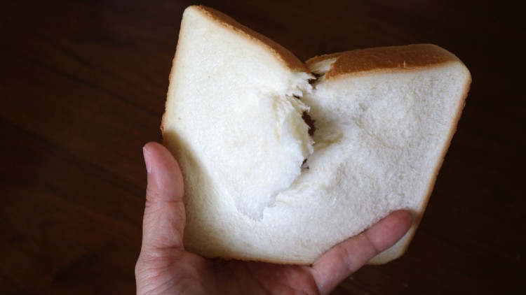 ▲割く時ふんわり感はなく、ちぎるという感じ