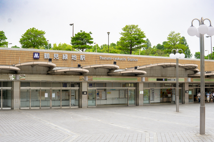 大阪メトロ鶴見緑地駅