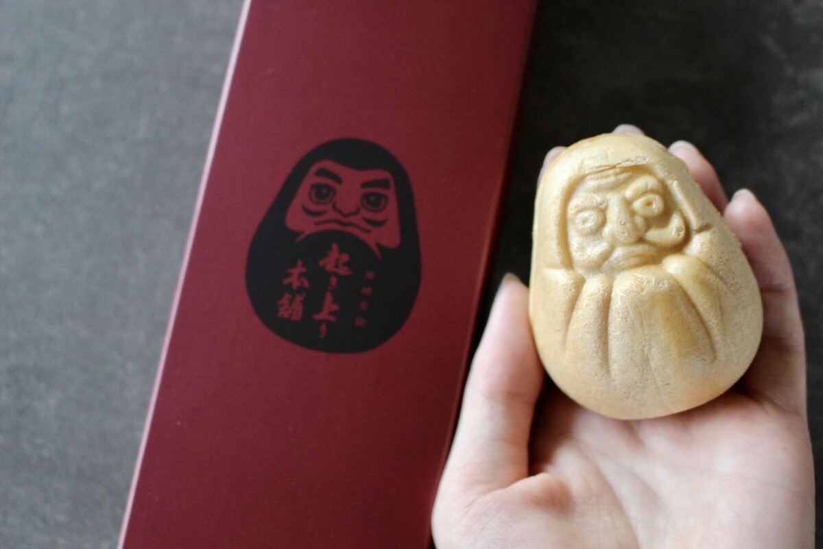 【ご当地お菓子】世代を超えて親しまれる思い出の味。岐阜銘菓「起き上り最中」