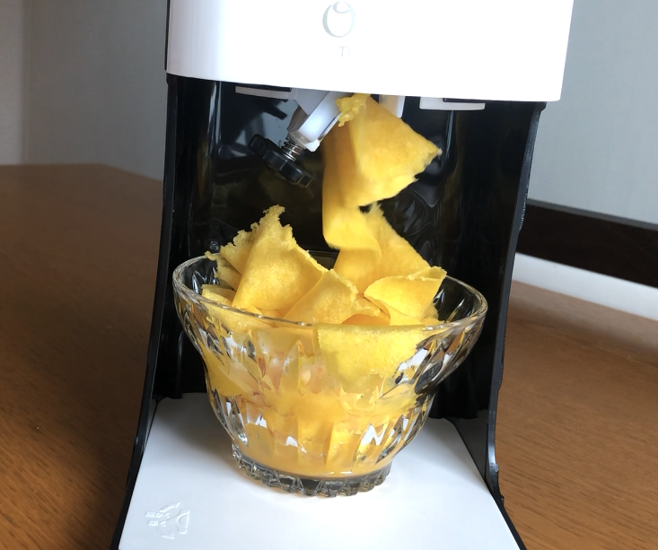 ▲粘度があるためか、リボンのようにひらひらと削れました