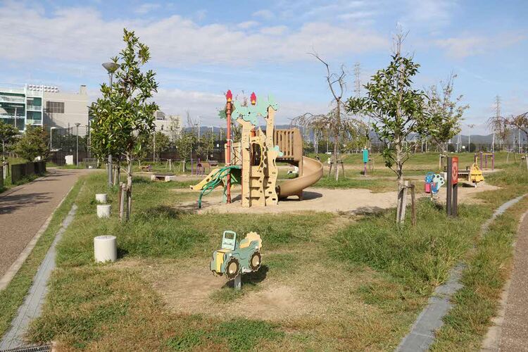 西河原公園
写真提供：茨木市