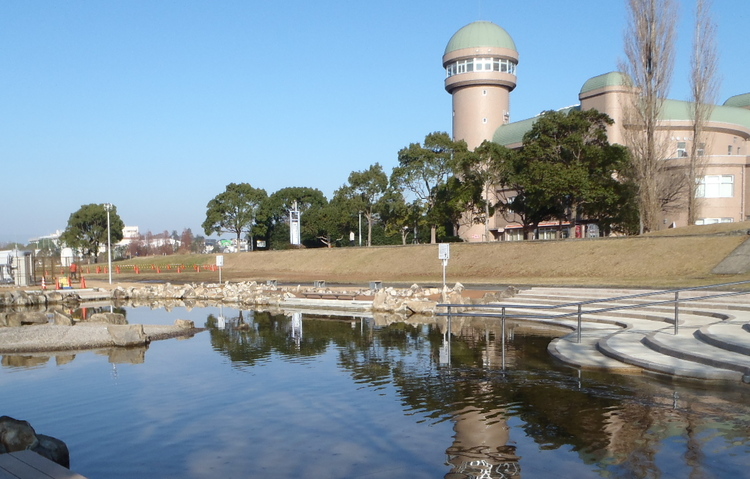手賀沼親水広場・水の館
写真提供：我孫子市


