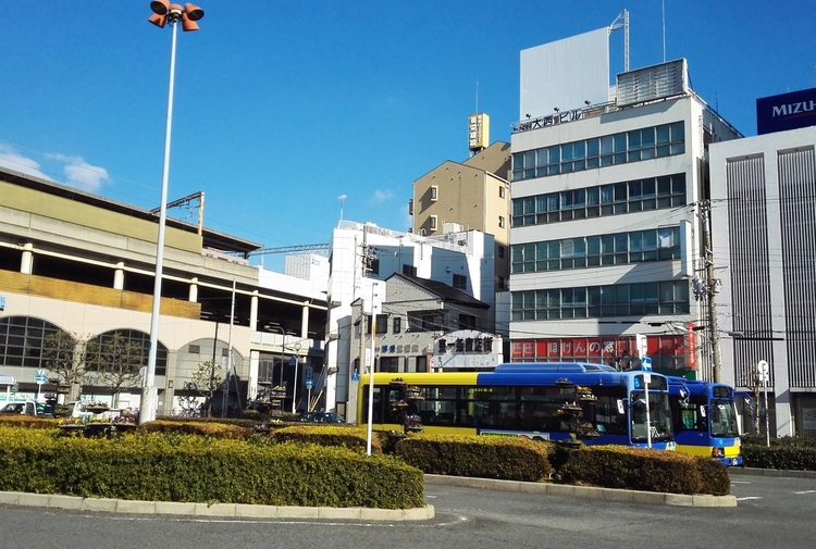 近鉄大阪線・奈良線布施駅
