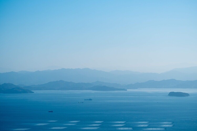友人が撮影したという美しい瀬戸内海の風景