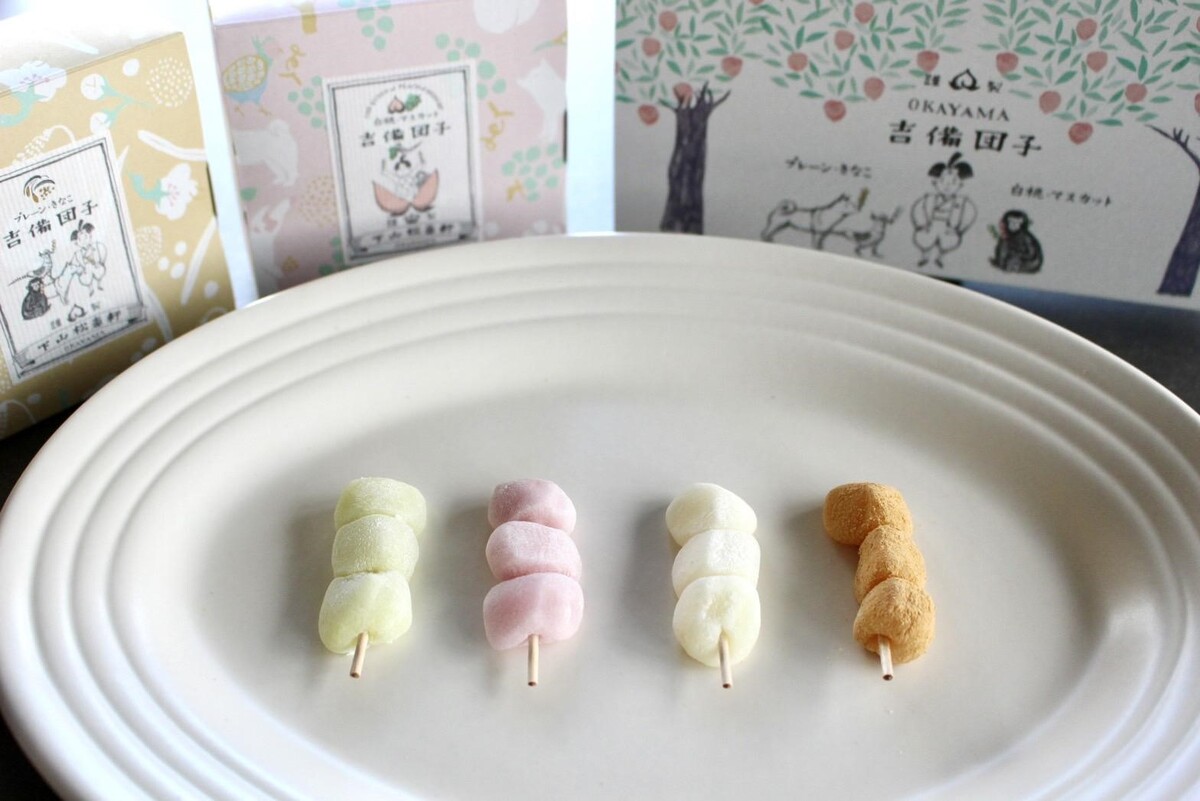 【ご当地お菓子】ももたろうの世界観に引き込まれる、岡山の「串吉備団子」