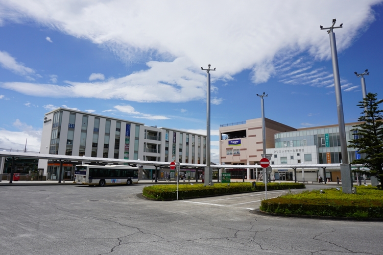 京王線若葉台駅前