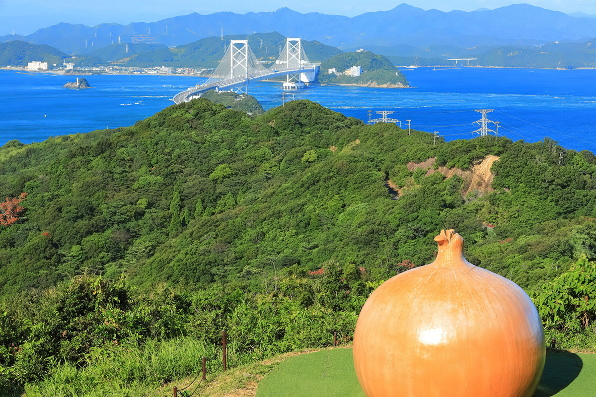 淡路島移住の魅力は？ 温暖な気候と豊かな自然で穏やかな暮らしが実現できる。充実の移住支援情報も紹介
