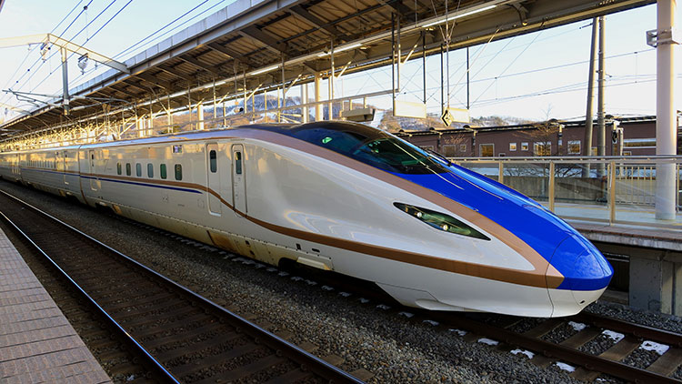 東京‐軽井沢を結ぶ北陸新幹線