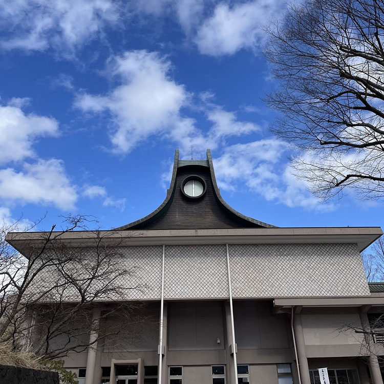 「秋田市文化創造館」