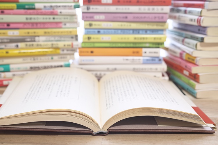 秋の夜長は読書三昧で過ごしたい