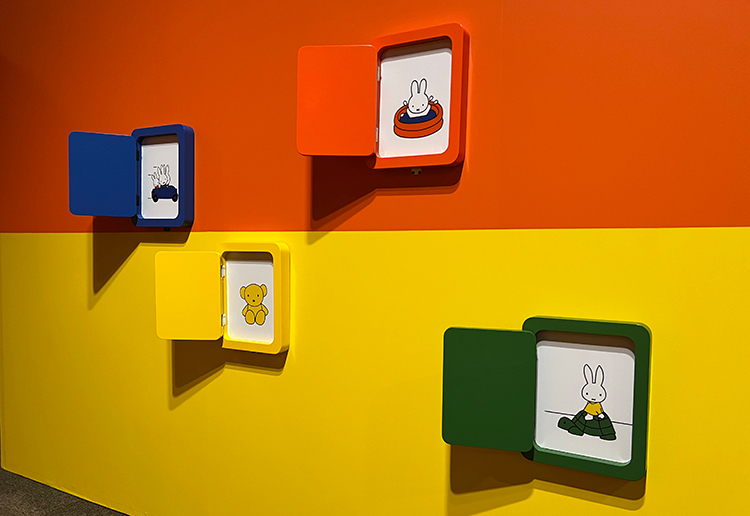 展覧会風景
遊び心のあるしかけも
