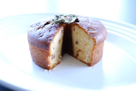 使っている柿は自社農園でつくったもの