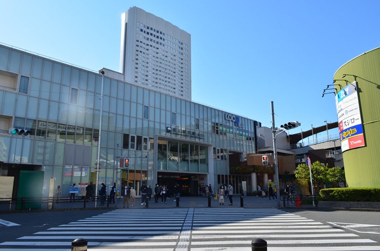 金山総合駅北口