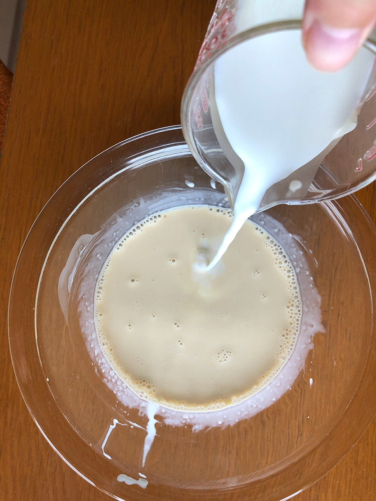 ▲牛乳は乳脂肪分3.6％前後のものがおすすめ（説明書より）。