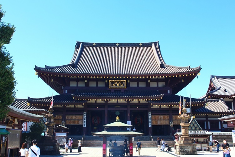 初詣といえば川崎大師。