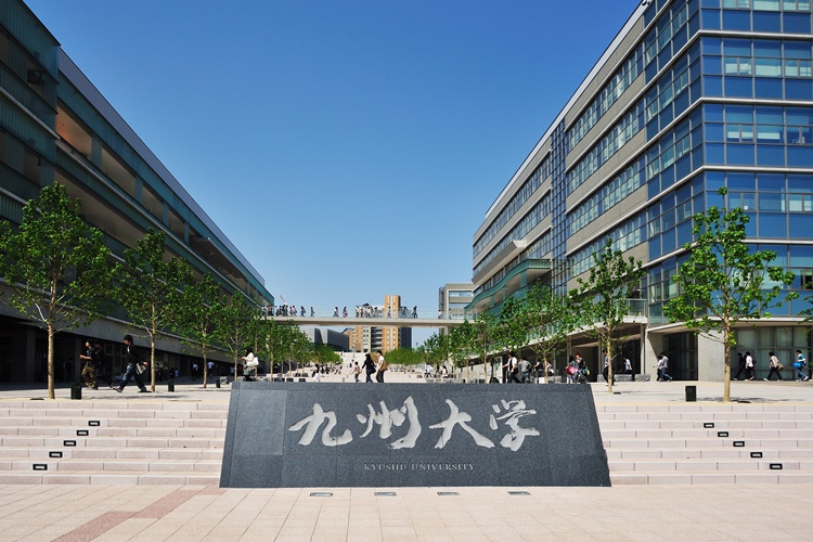 九州大学伊都キャンパス。糸島市では現在、毎年100件以上の連携・交流事業を九州大学と行っています。
写真提供：福岡市
