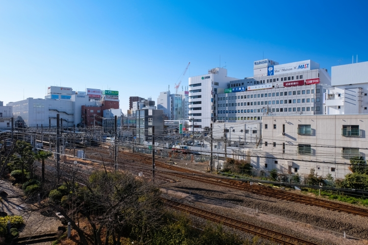 ビルが立ち並ぶ川越駅周辺の様子