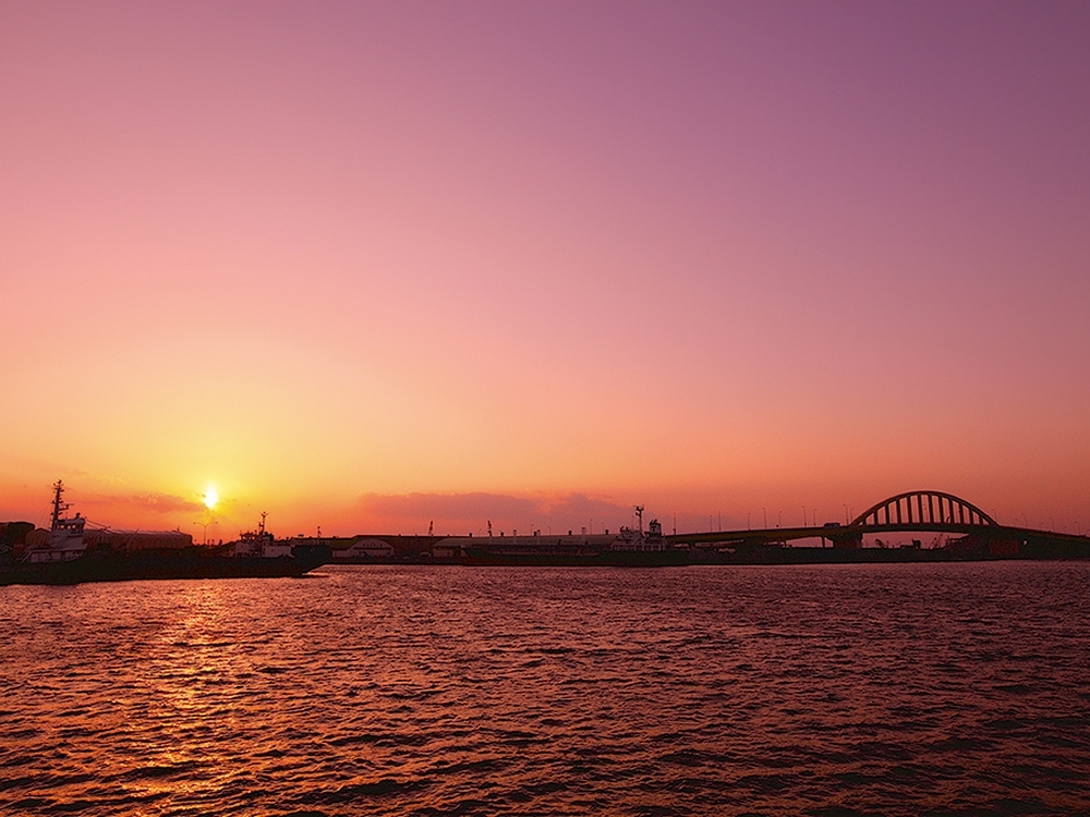 夕日が美しい海辺の街。隠れた人気を誇る泉大津市の住みやすさと治安を紹介